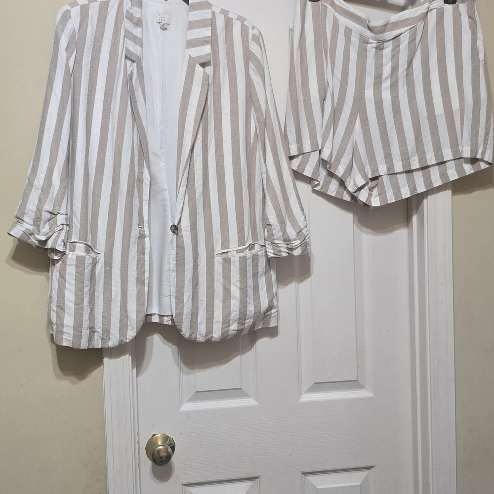 a new day High Waist Striped Beige and White Women Shorts
